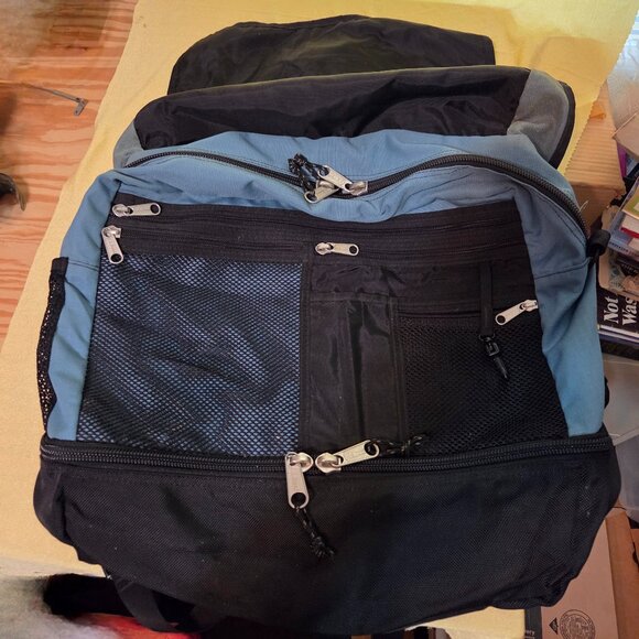 L.L Bean Large Teal Canvas Messenger / Laptop / Backpack Bag - Picture 3 of 8